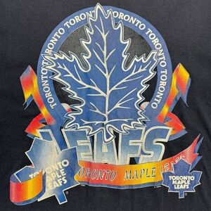 Vintage Toronto Maple Leafs Virtual Style Old Logo NHL Hockey T-Shirt